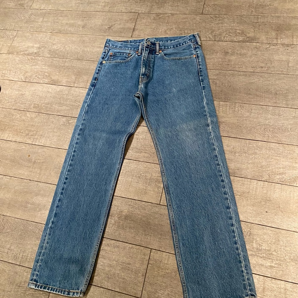 505 Levi Mens Jeans. 34/32. Price drop